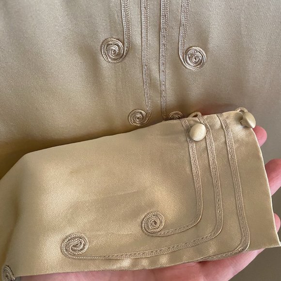 Vintage Mary Ann Restivo 100% silk champagne blouse with buttons size 4 - Picture 3 of 5